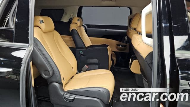Kia Carnival 2020 — фото 11 из 20