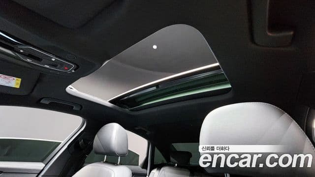 Audi A6 2022 — ფოტო 17/20