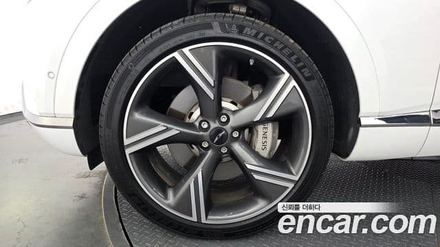 Genesis GV80 2025 — ფოტო 4/20