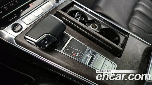 Audi A7 2021 — ფოტო 9/20