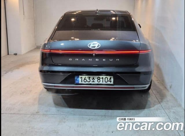 Hyundai Grandeur 2022 — Фото 1/19
