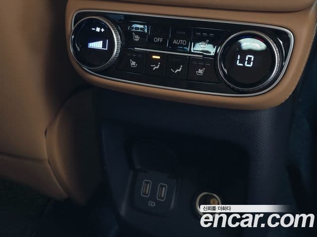 Genesis GV80 2021 — Şəkil 16/17