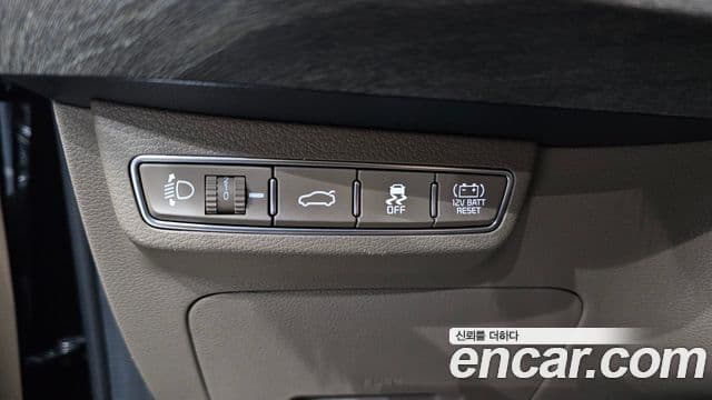 Kia K8 2022 — ფოტო 19/20