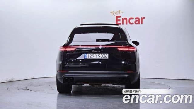 Porsche Cayenne 2020 — фото 4 из 20