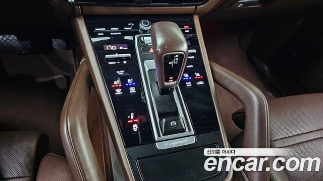 Porsche Cayenne 2020 — фото 9 из 20