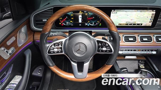 Mercedes-Benz GLS-Class 2021 — фото 14 из 20