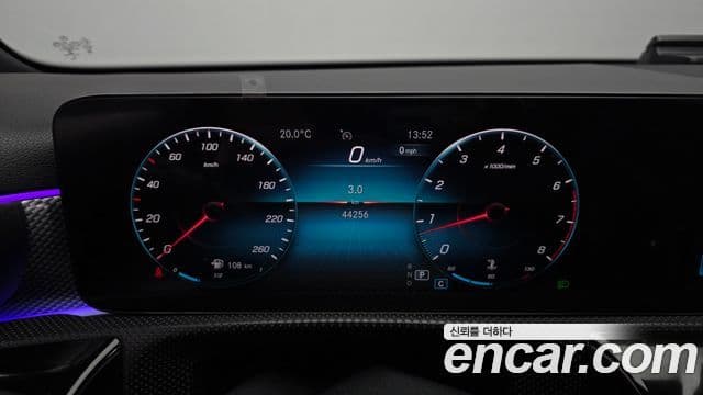Mercedes-Benz A-Class 2021 — ფოტო 8/20
