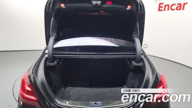 Mercedes-Benz S-Class 2019 — Şəkil 18/20