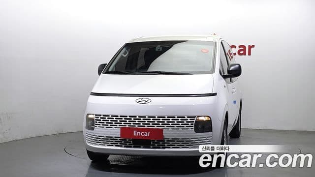 Hyundai Staria 2022 — ფოტო 3/20