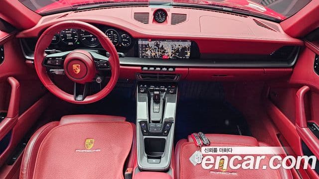 Porsche 911 2021 — фото 7 из 20