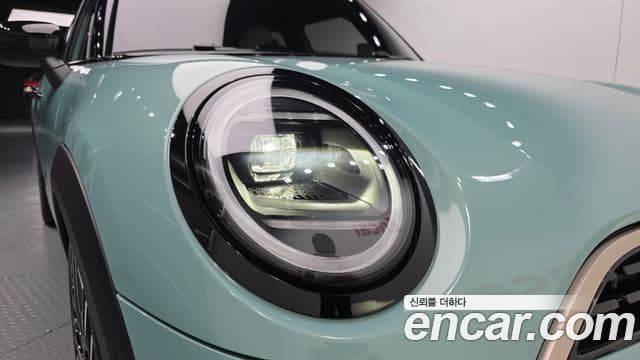 Mini Cooper S 2024 — Photo 6/33