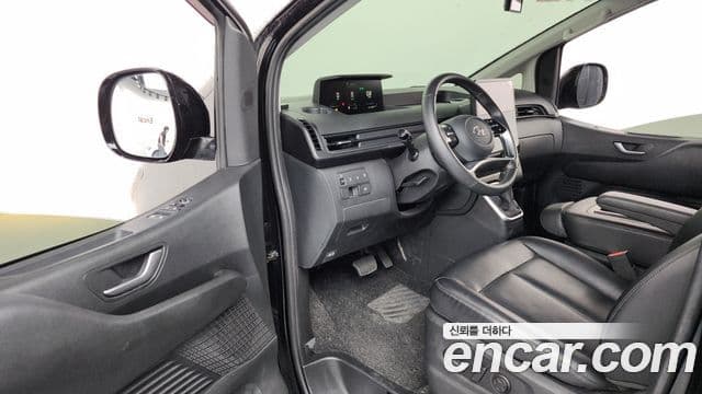 Hyundai Staria 2023 — фото 10 из 20