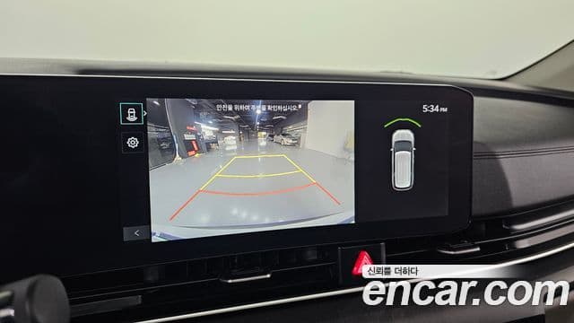 Kia Carnival 2024 — фото 14 из 20