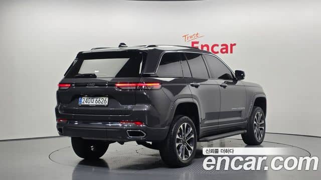 Jeep Grand Cherokee, 2023