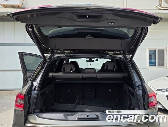 BMW X5M 2022 — Photo 2/15