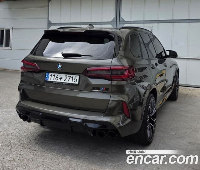 BMW X5M 2022 — Photo 10/15