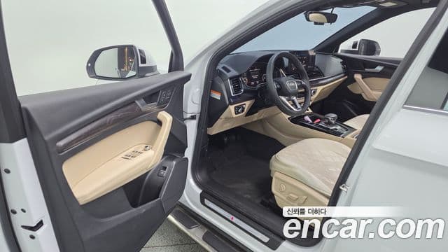 Audi Q5 2023 — фото 10 из 20