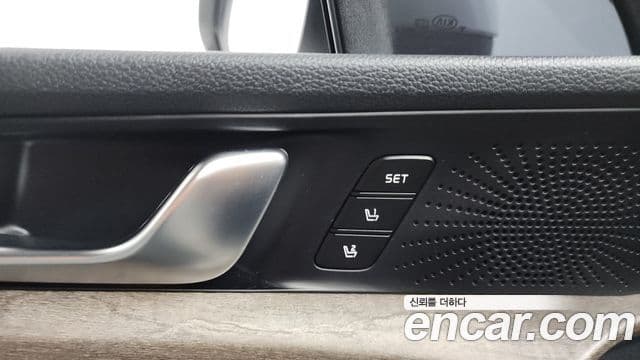 Kia K5 2021 — Photo 11/33
