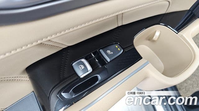 Kia Sorento 2023 — Şəkil 19/20