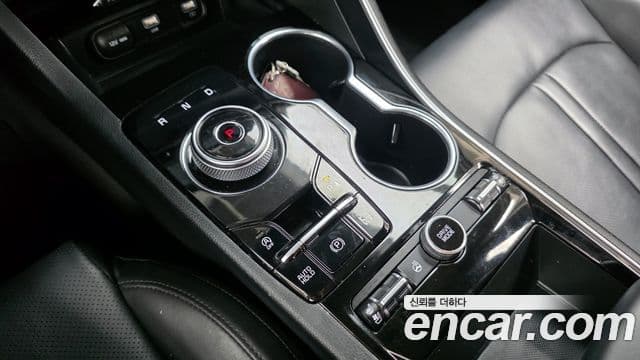 Kia K5 2022 — Şəkil 9/20