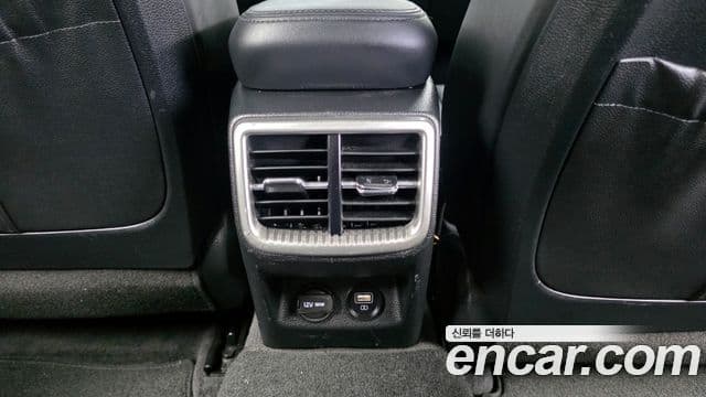 Kia K5 2022 — Şəkil 18/20