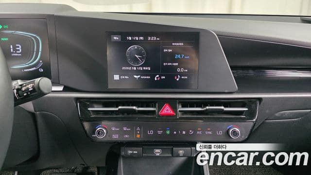 Kia Niro 2022 — фото 14 из 20