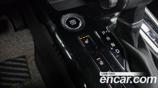 Kia Niro 2022 — фото 19 из 20