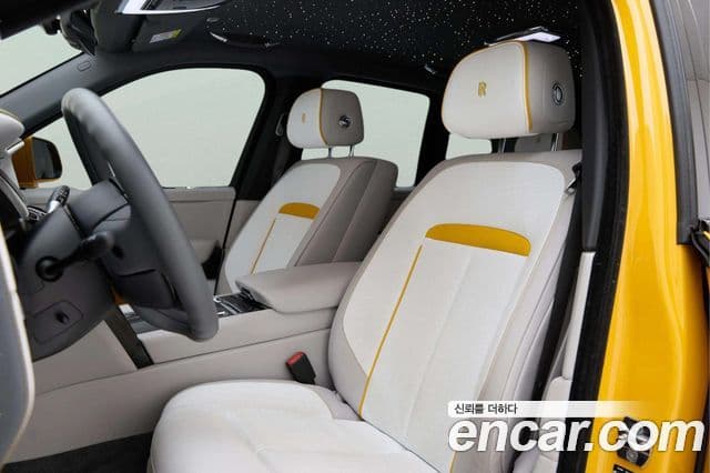 Rolls-Royce Cullinan 2024 — фото 12 из 19