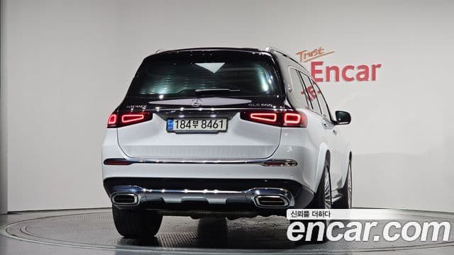 Mercedes-Benz GLS-Class 2021 — Photo 12/34