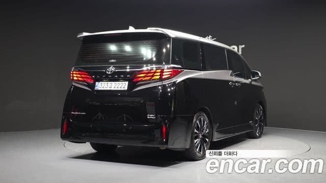 Toyota Alphard 2025 — Şəkil 1/20