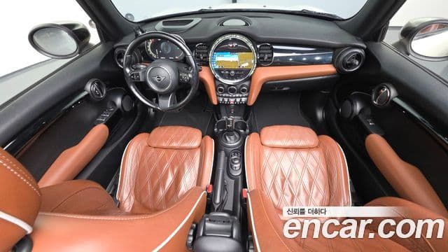 Mini Cooper S Convertible 2022 — фото 7 из 20