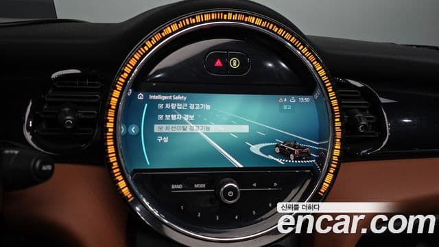 Mini Cooper S Convertible 2022 — фото 17 из 20