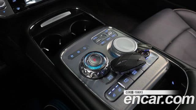 Genesis G90 2022 — ფოტო 9/20