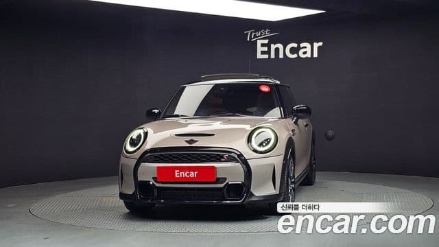 Mini Cooper S 2024 — Фото 3/20