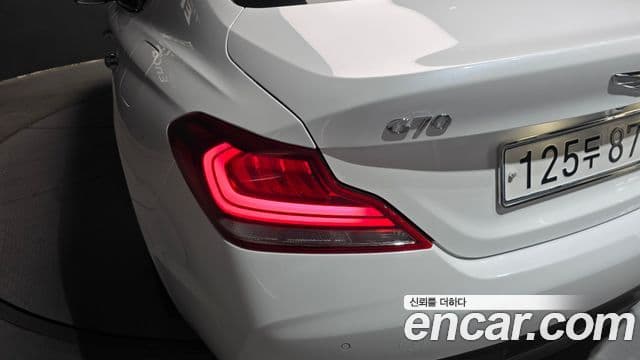 Genesis G70 2020 — Photo 8/30