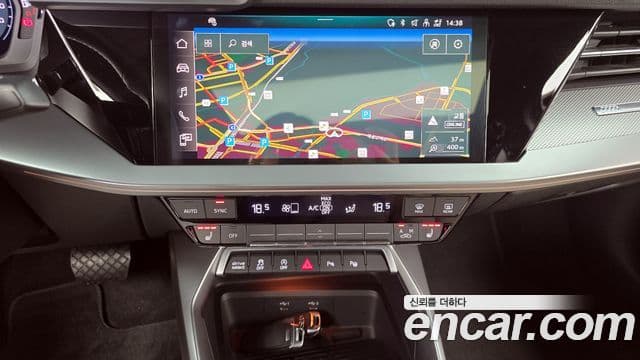 Audi A3 2023 — фото 13 из 20
