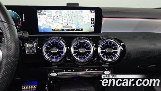Mercedes-Benz CLA-Class 2023 — фото 14 из 20