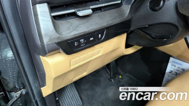 Kia Carnival 2022 — Фото 17/20