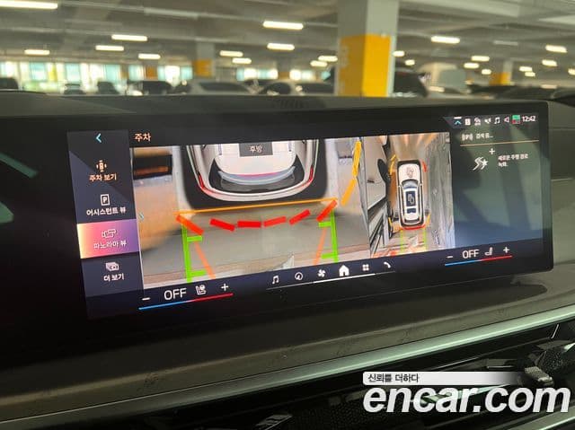 BMW X7 2023 — фото 8 из 20