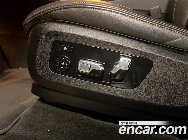 BMW X7 2023 — фото 13 из 20