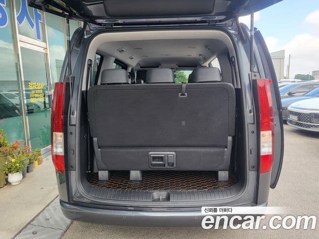 Hyundai Staria 2022 — Şəkil 16/16