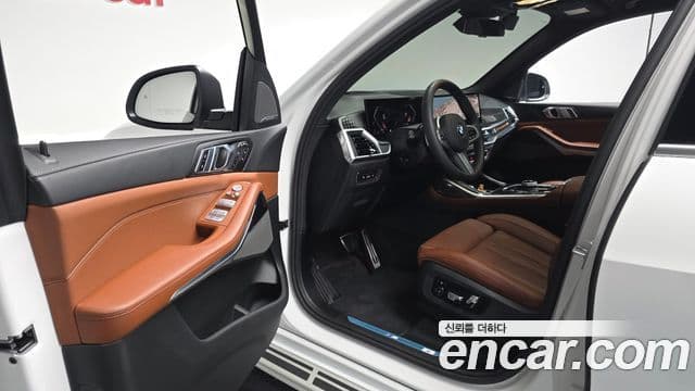 BMW X7 2025 — фото 10 из 20