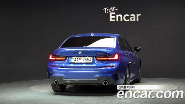BMW 3 Series 2020 — ფოტო 4/20