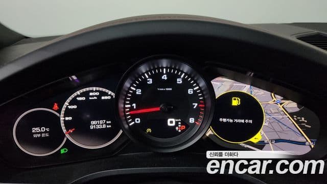 Porsche Cayenne 2020 — Şəkil 8/20