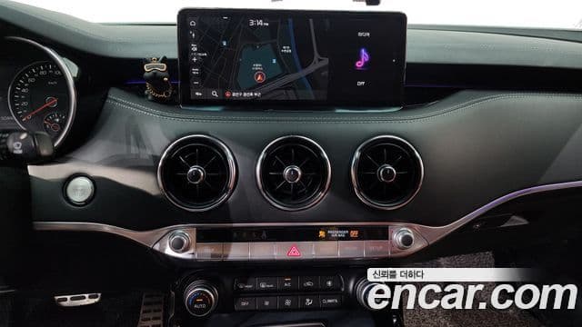 Kia Stinger 2020 — Фото 13/20
