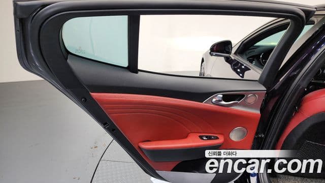 Kia Stinger Meister 2020 — Photo 30/32