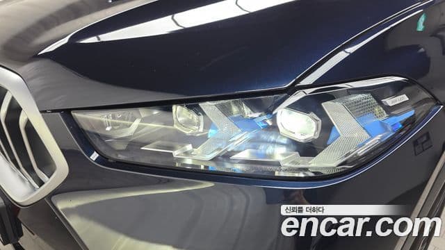 BMW X6 2025 — Photo 18/32