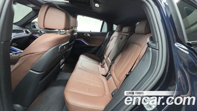 BMW X6 2025 — Photo 11/32