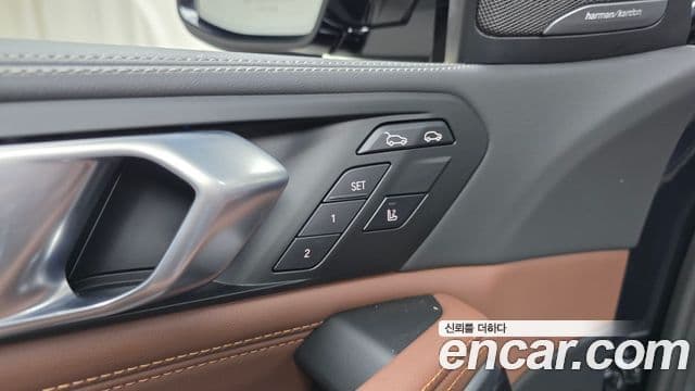 BMW X6 2025 — Photo 28/32