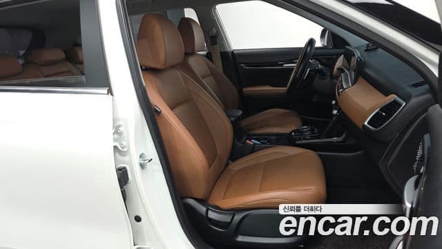Kia Seltos 2024 — Şəkil 11/20